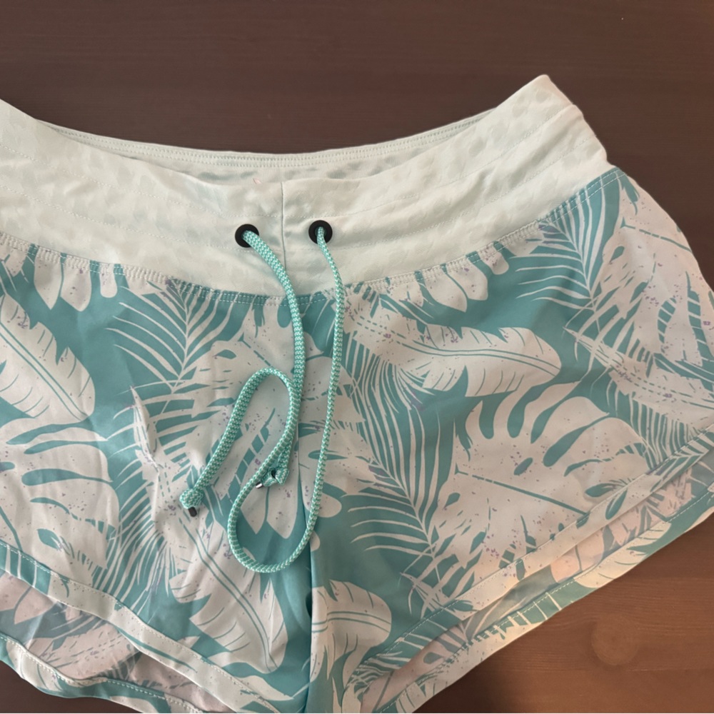 Set of Rabbit Run Shorts and Easy Tank Size Small